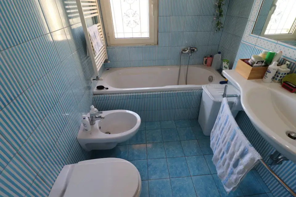 Villa singola con giardino e vista mare a Grottammare 9
