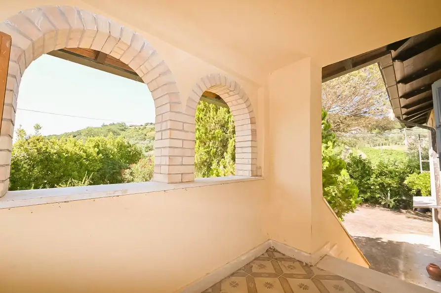 Casale ristrutturato con vista sui vigneti 24