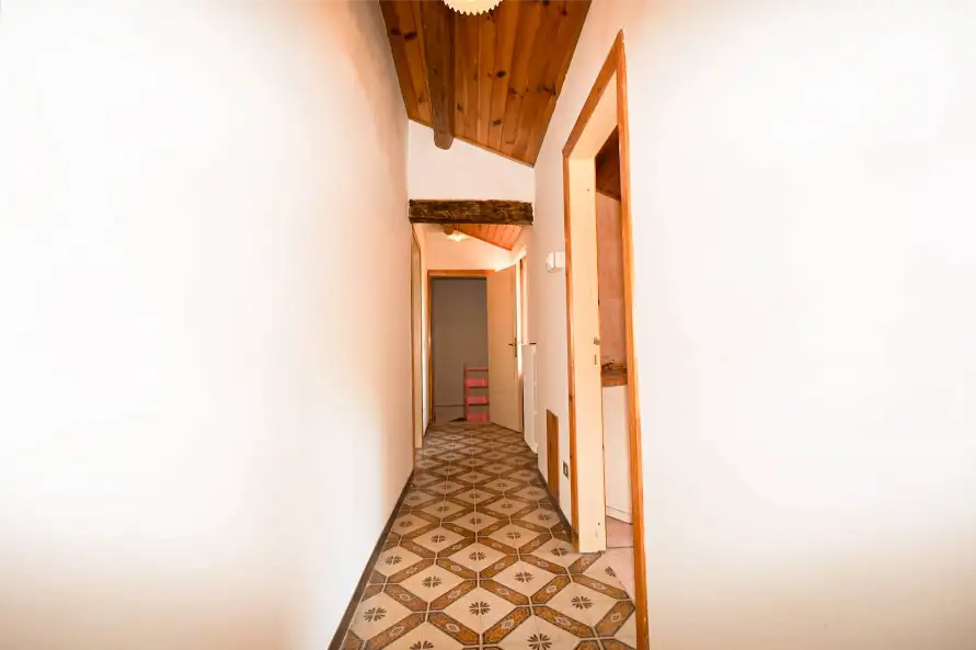 Casale ristrutturato con vista sui vigneti 22