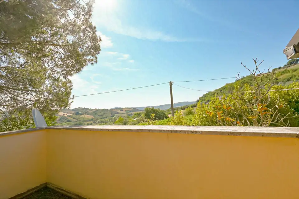 Casale ristrutturato con vista sui vigneti 21