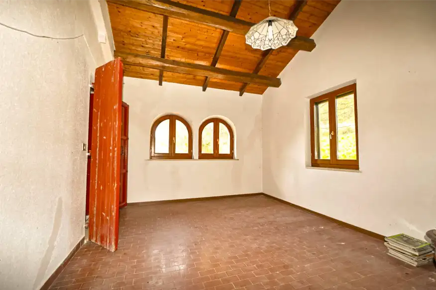 Casale ristrutturato con vista sui vigneti 31