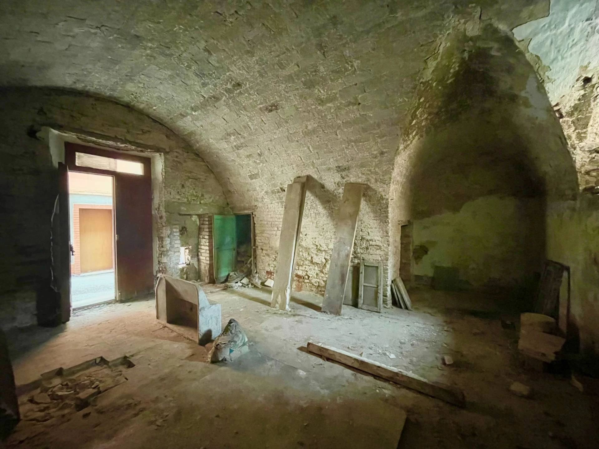 Monolocale al grezzo nel borgo antico di San Benedetto del Tronto 3
