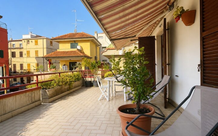 appartamento-San Benedetto del Tronto-vendita-zona centralissima-qudrilocale-terrazzo-via roma-due camere matrimoniali